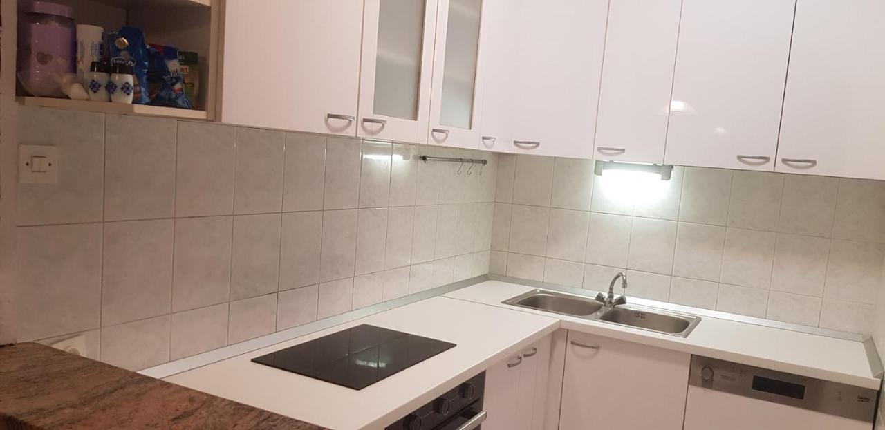 Villa Maja โตรกีร์ ภายนอก รูปภาพ