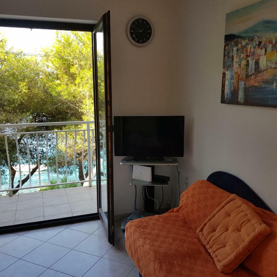 Villa Maja โตรกีร์ ภายนอก รูปภาพ