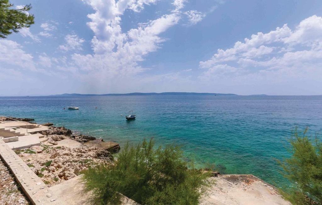 Villa Maja โตรกีร์ ภายนอก รูปภาพ